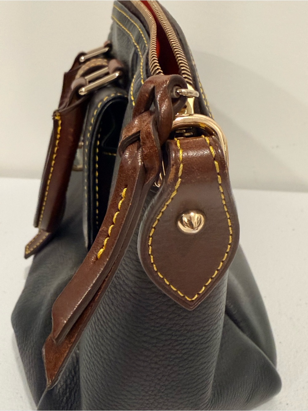 Dooney & Bourke Black & Brown Leather Handbag with Matching Wallet and Strap - Picture 7 of 11